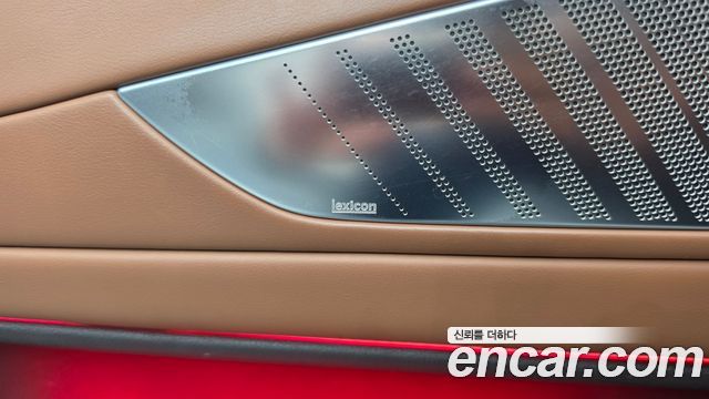 Genesis G80 2022 — photo 30