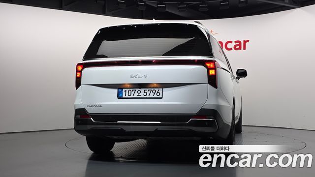 Kia Canival 2025 — photo 4