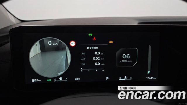 Kia Canival 2025 — photo 8
