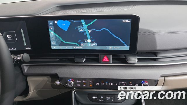 Kia Canival 2025 — photo 14