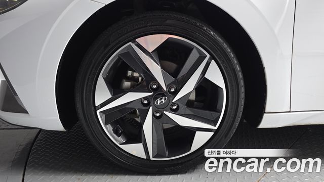 Hyundai AVANTE 2023 — photo 5