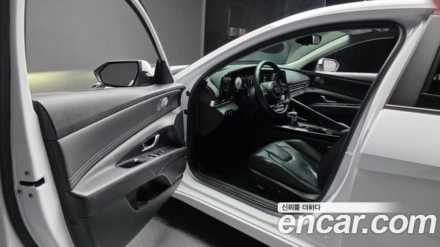 Hyundai AVANTE 2023 — photo 10