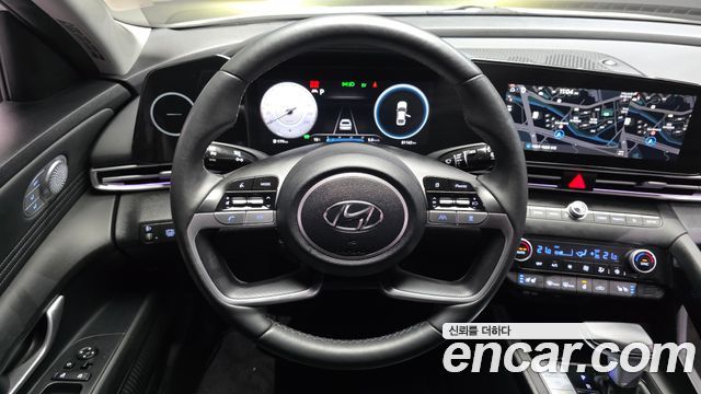 Hyundai AVANTE 2023 — photo 13