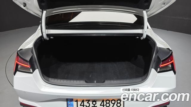 Hyundai AVANTE 2023 — photo 20