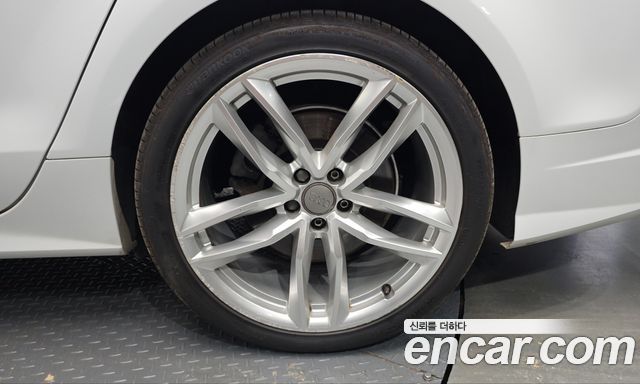 Audi A7 2016 — photo 7