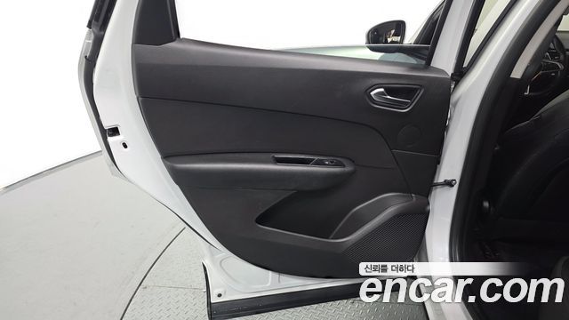 Renault Korea XM3 2020 — photo 15