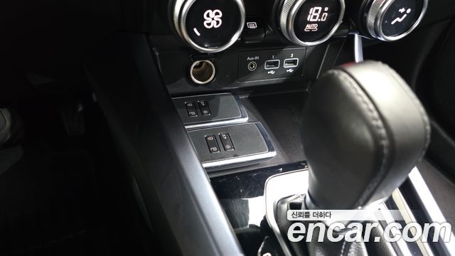 Renault Korea XM3 2020 — photo 31