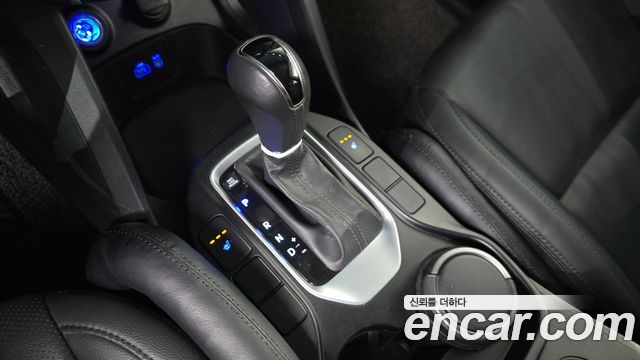 Hyundai Santafe 2016 — photo 9