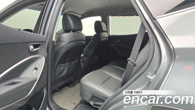 Hyundai Santafe 2016 — photo 11