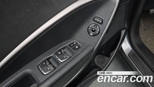 Hyundai Santafe 2016 — photo 15
