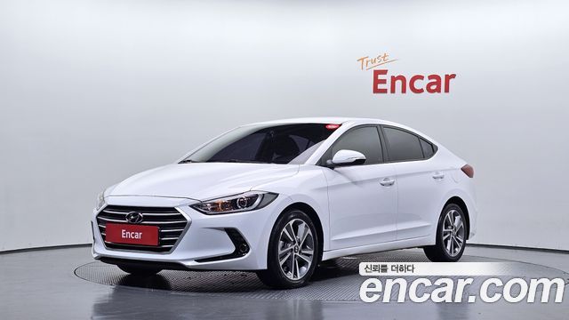 Hyundai AVANTE 2018 — photo 1
