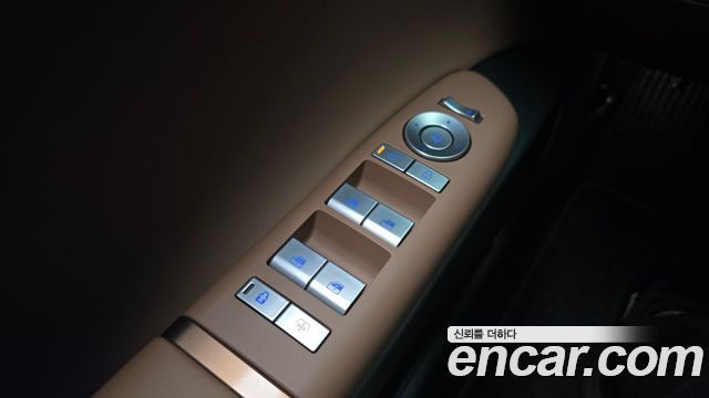 Hyundai Grandeur 2023 — photo 33
