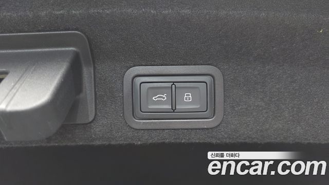 Audi A6 2020 — photo 34