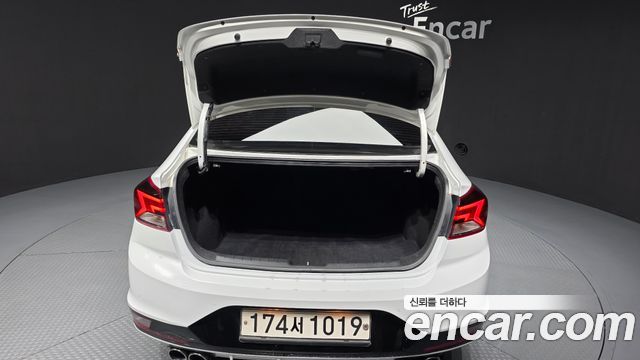 Hyundai AVANTE 2020 — photo 20