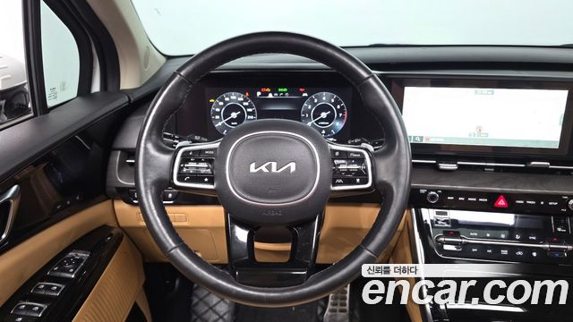 Kia Canival 2023 — photo 19