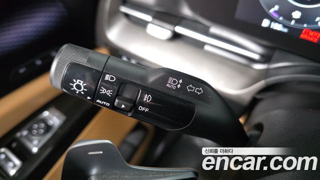 Kia Canival 2023 — photo 28