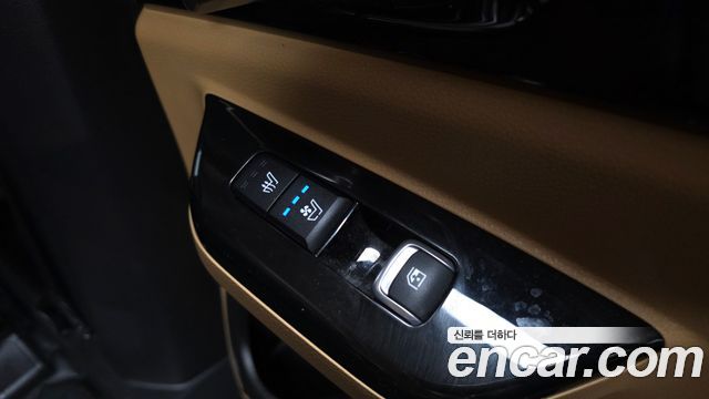 Kia Canival 2023 — photo 34