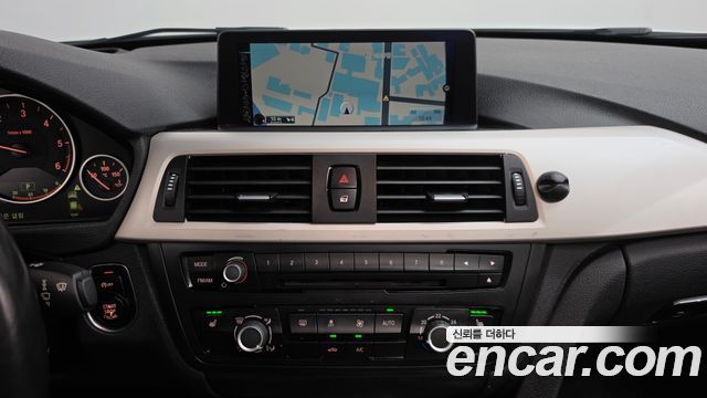 BMW 3-Series 2015 — photo 15