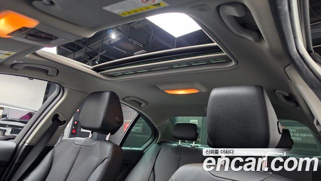 BMW 3-Series 2015 — photo 19