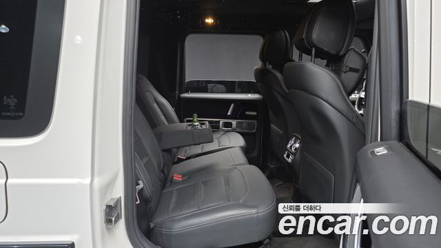 Mercedes-Benz G-Class 2021 — photo 12