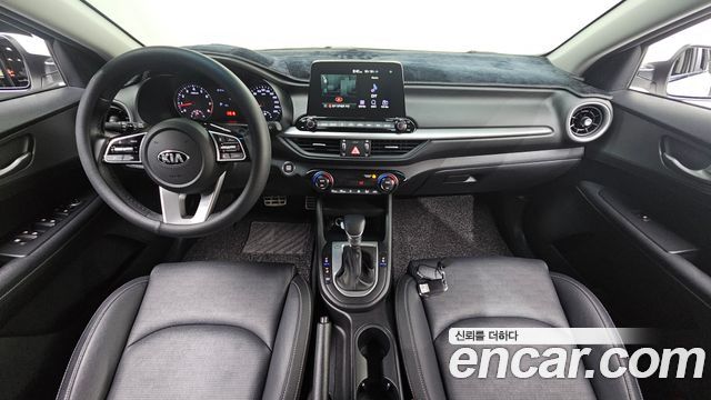 Kia K3 2019 — photo 10