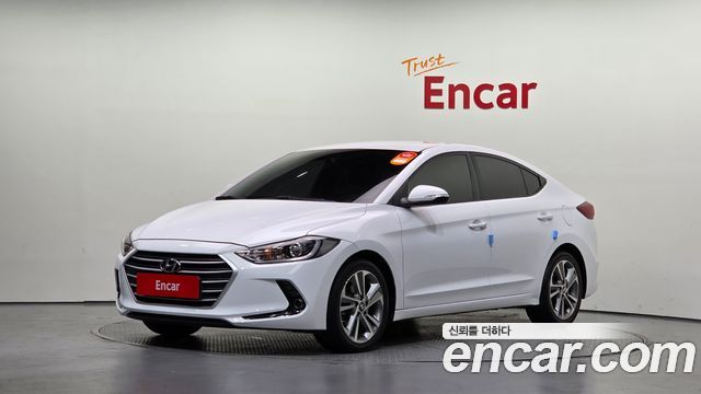 Hyundai AVANTE 2018 — photo 1