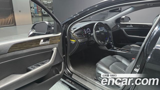 Hyundai Sonata 2017 — photo 10