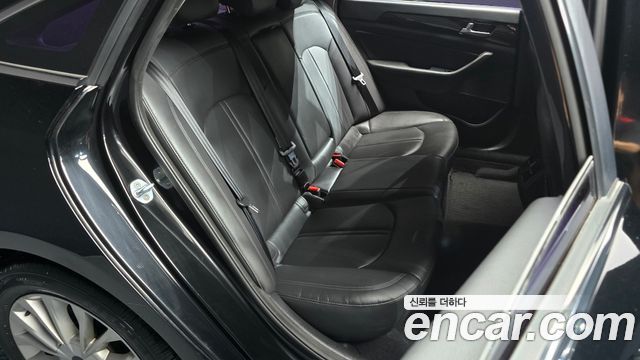 Hyundai Sonata 2017 — photo 11