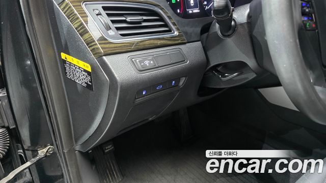 Hyundai Sonata 2017 — photo 19