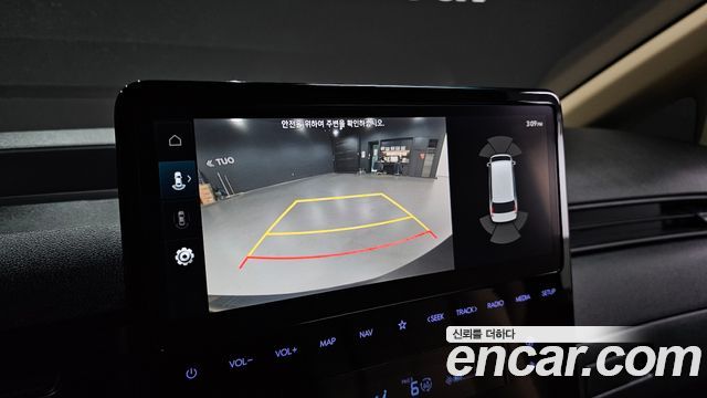 Hyundai Staria 2025 — photo 14