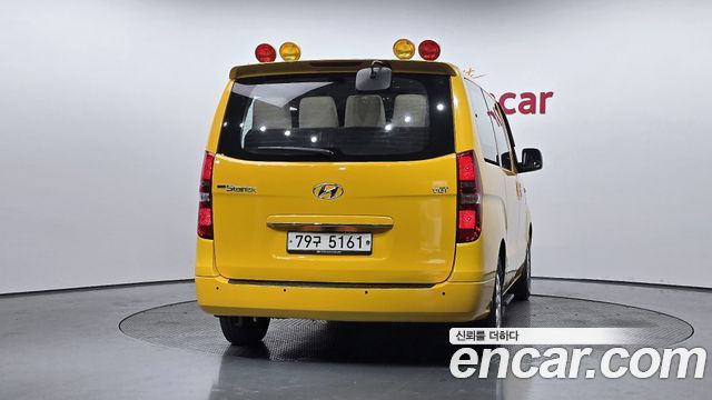 Hyundai Starex 2015 — photo 4