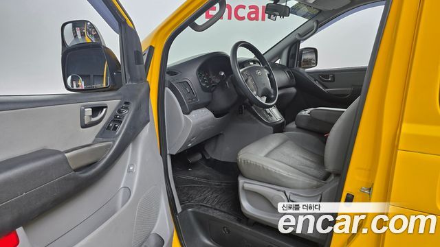 Hyundai Starex 2015 — photo 10