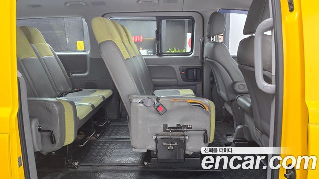 Hyundai Starex 2015 — photo 13