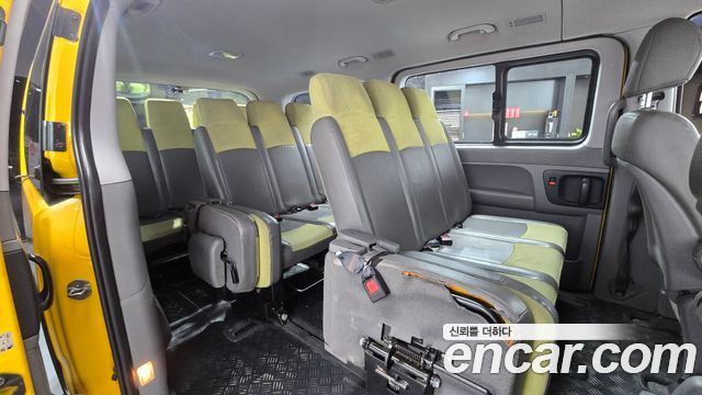 Hyundai Starex 2015 — photo 14