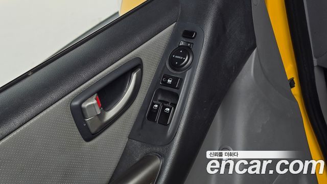 Hyundai Starex 2015 — photo 19