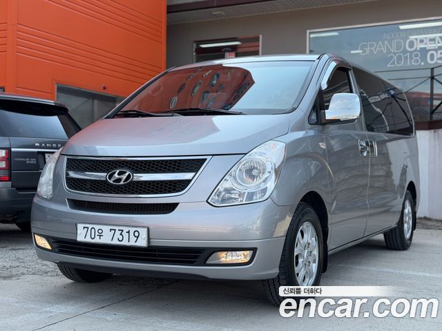 Hyundai Starex 2015 — photo 1