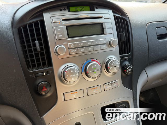Hyundai Starex 2015 — photo 12