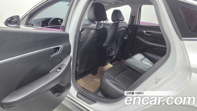 Hyundai Sonata 2020 — photo 11