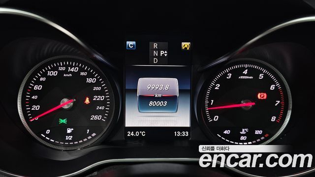 Mercedes-Benz C-Class 2017 — photo 11