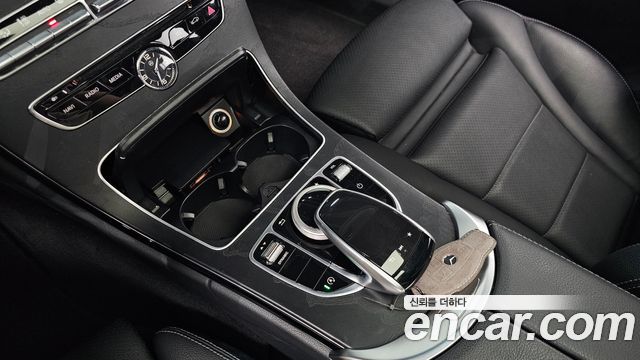 Mercedes-Benz C-Class 2017 — photo 22