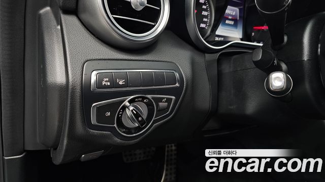 Mercedes-Benz C-Class 2017 — photo 24