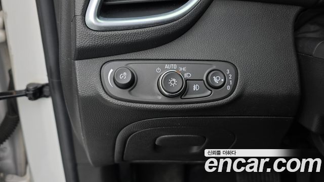 Chevrolet Korea Trax 2021 — photo 17