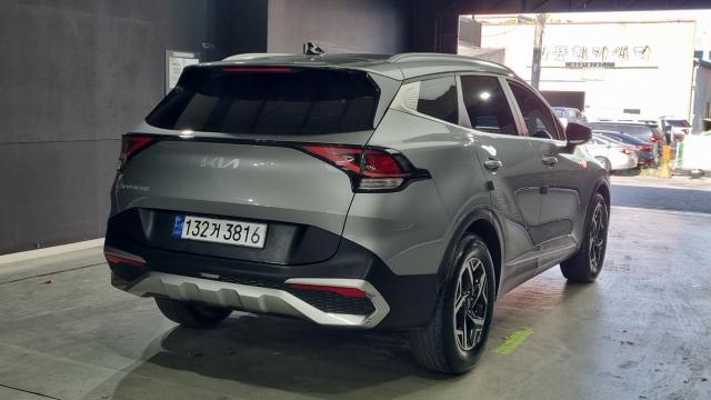 Kia Sportage 2023 — photo 2