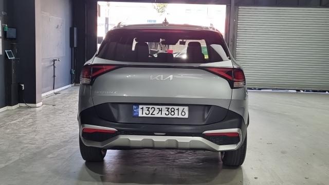 Kia Sportage 2023 — photo 4