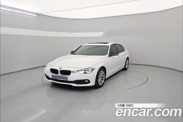 BMW 3-Series 2018 — photo 3
