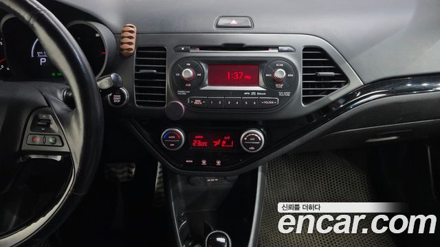 Kia morning 2015 — photo 21