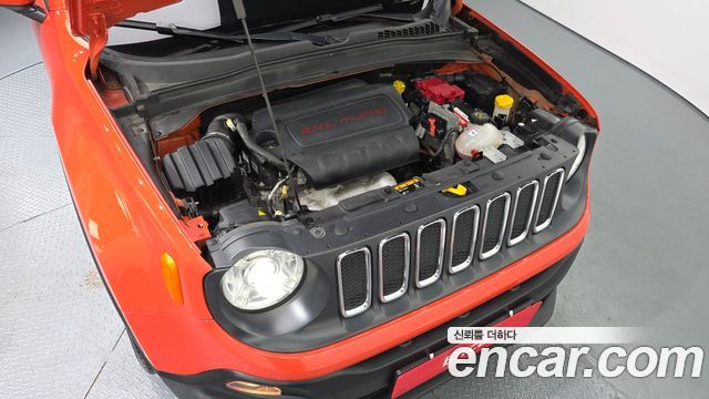 Jeep Renegade 2018 — photo 6
