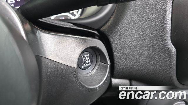 Jeep Renegade 2018 — photo 29