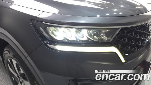 Kia Sorento 2022 — photo 8