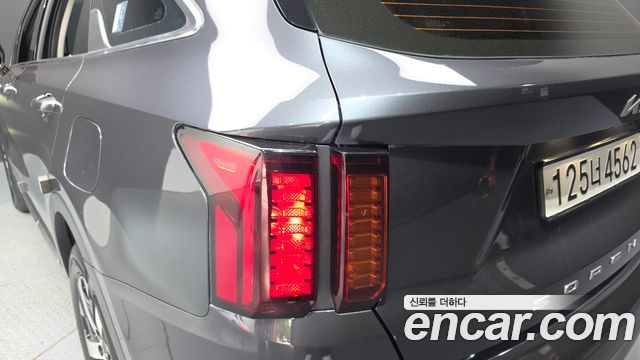 Kia Sorento 2022 — photo 9